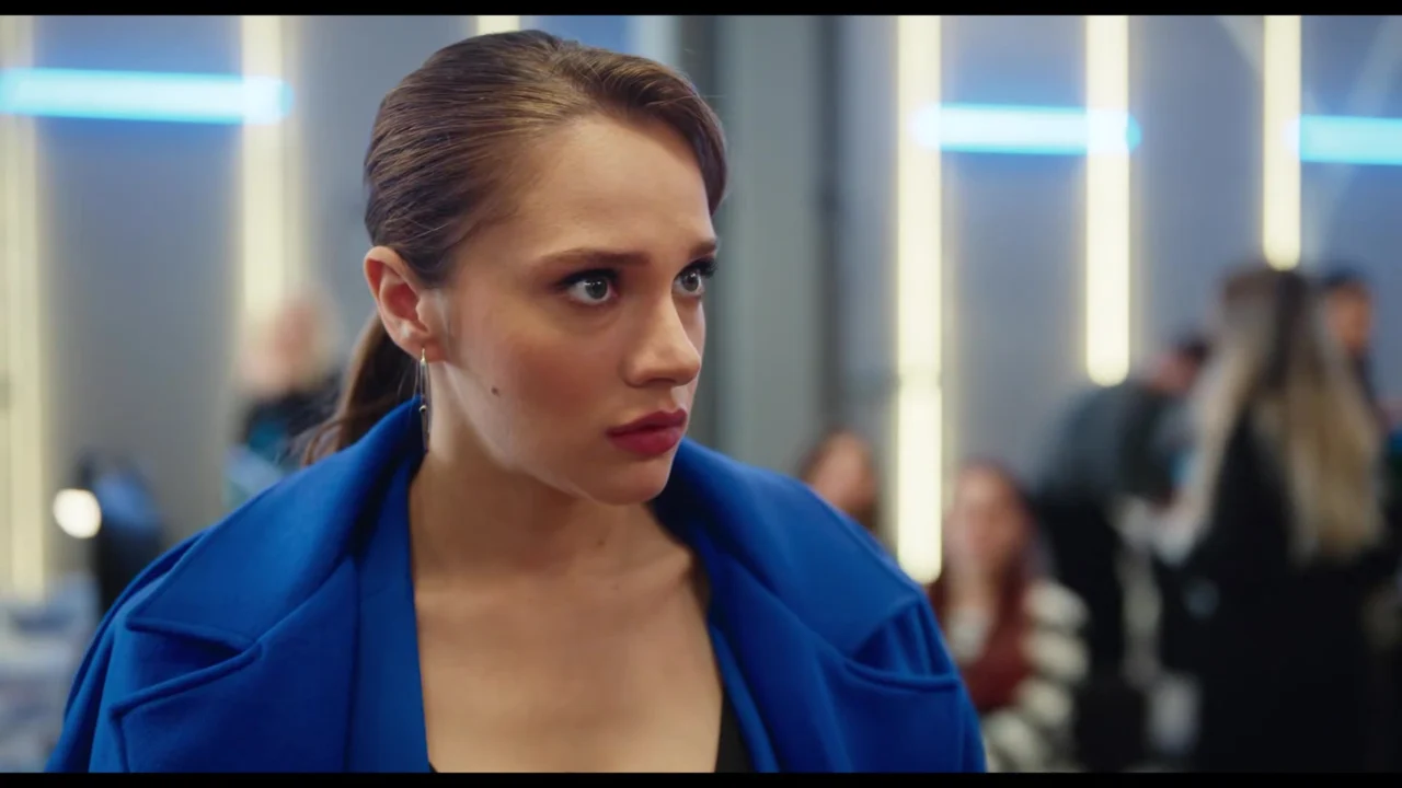 Кадры из сериала Полёт птицы 3 серия 2 сезон (2022)